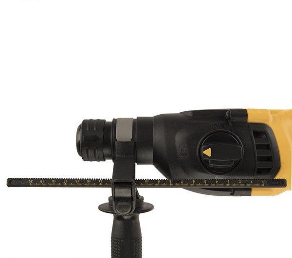 دریل بتن کن چهار شیار دیوالت مدل D25033C 3